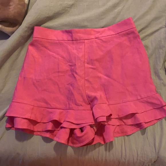 NWT EXPRESS Ruffle Shorts (small) - Picture 2 of 7